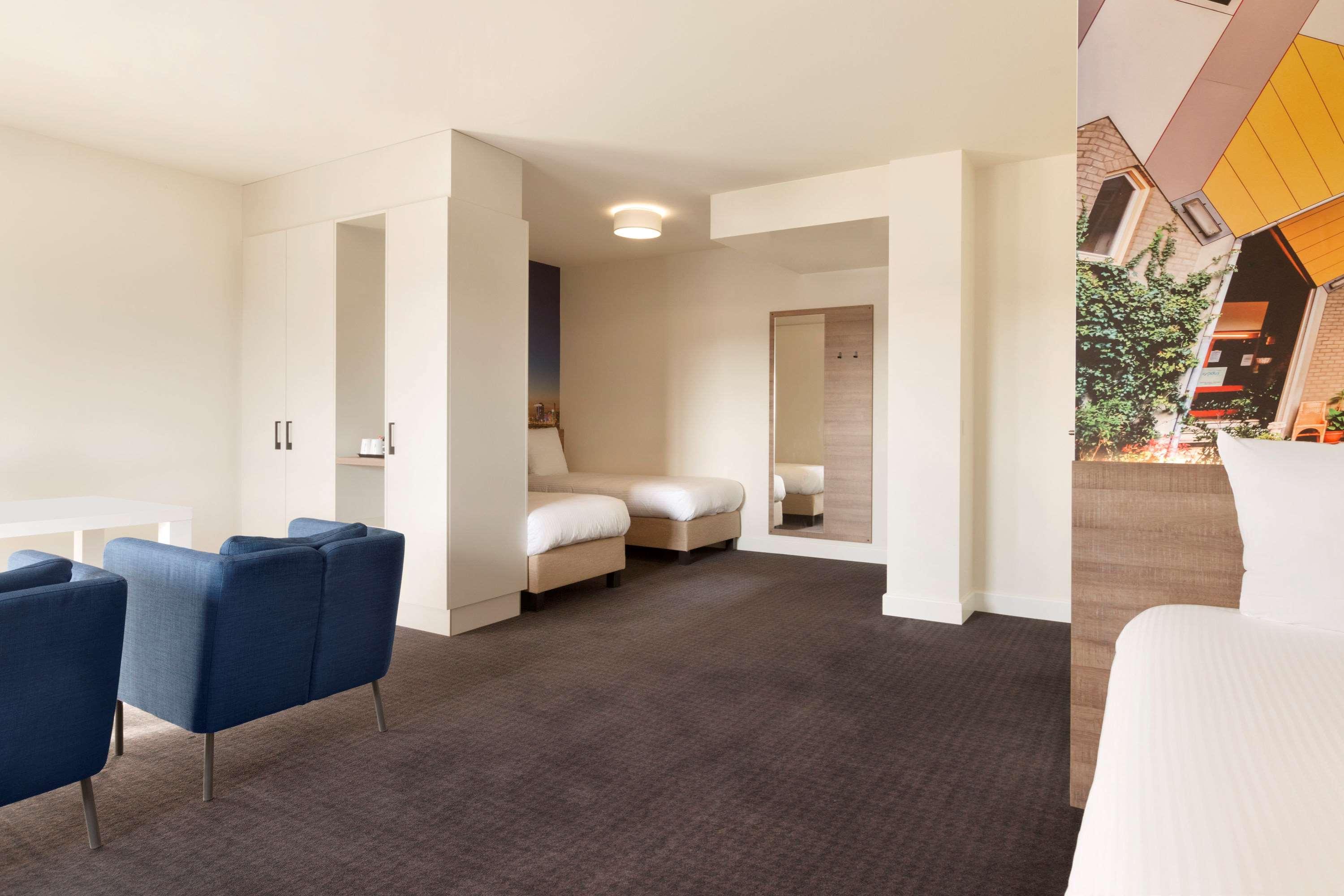 Rotterdam Teleport Hotel Esterno foto