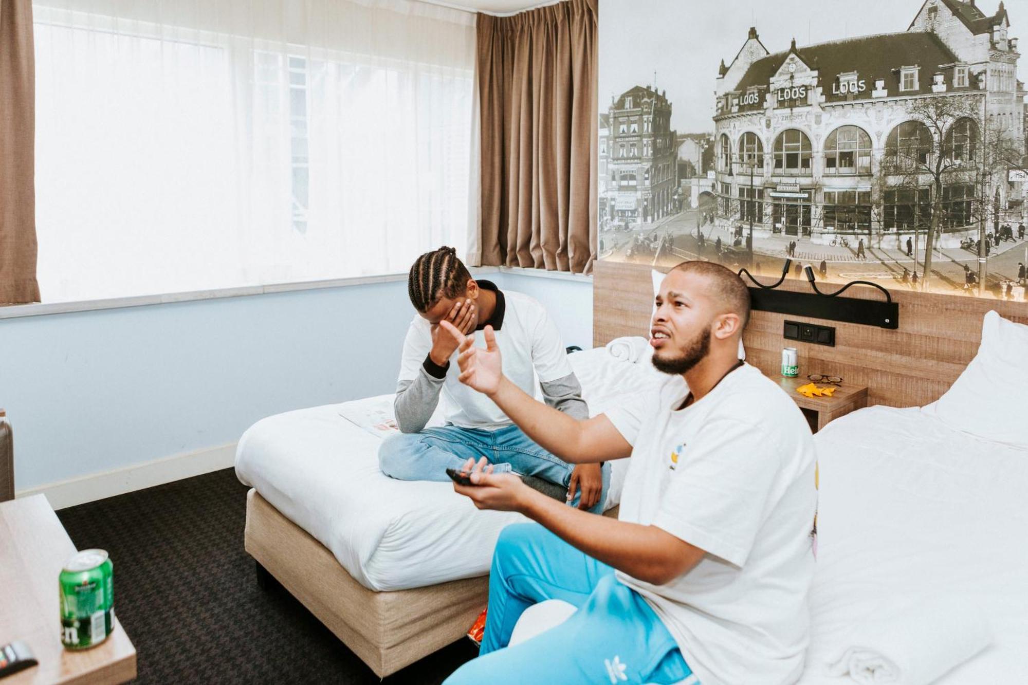 Rotterdam Teleport Hotel Esterno foto