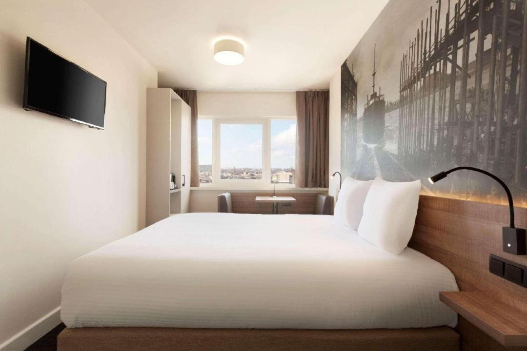 Rotterdam Teleport Hotel Esterno foto